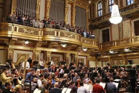 2023年维也纳新年音乐会 维也纳新年音乐会指挥